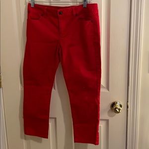 Ann Taylor Red Signature Slim Crop Pants
